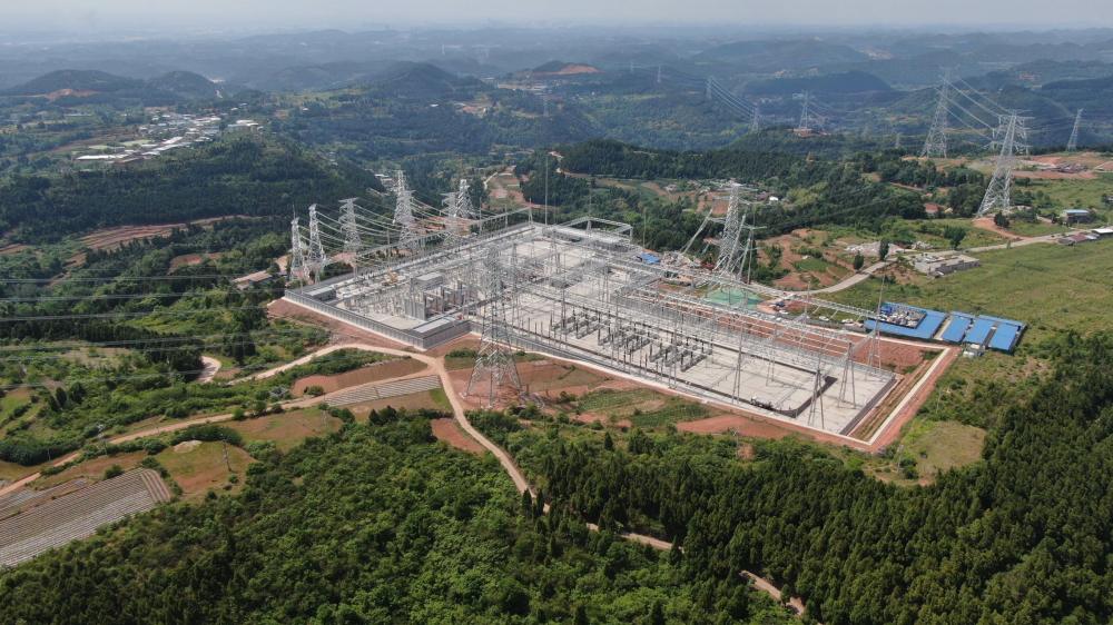 500千伏德陽南變電站全景。馬健供圖