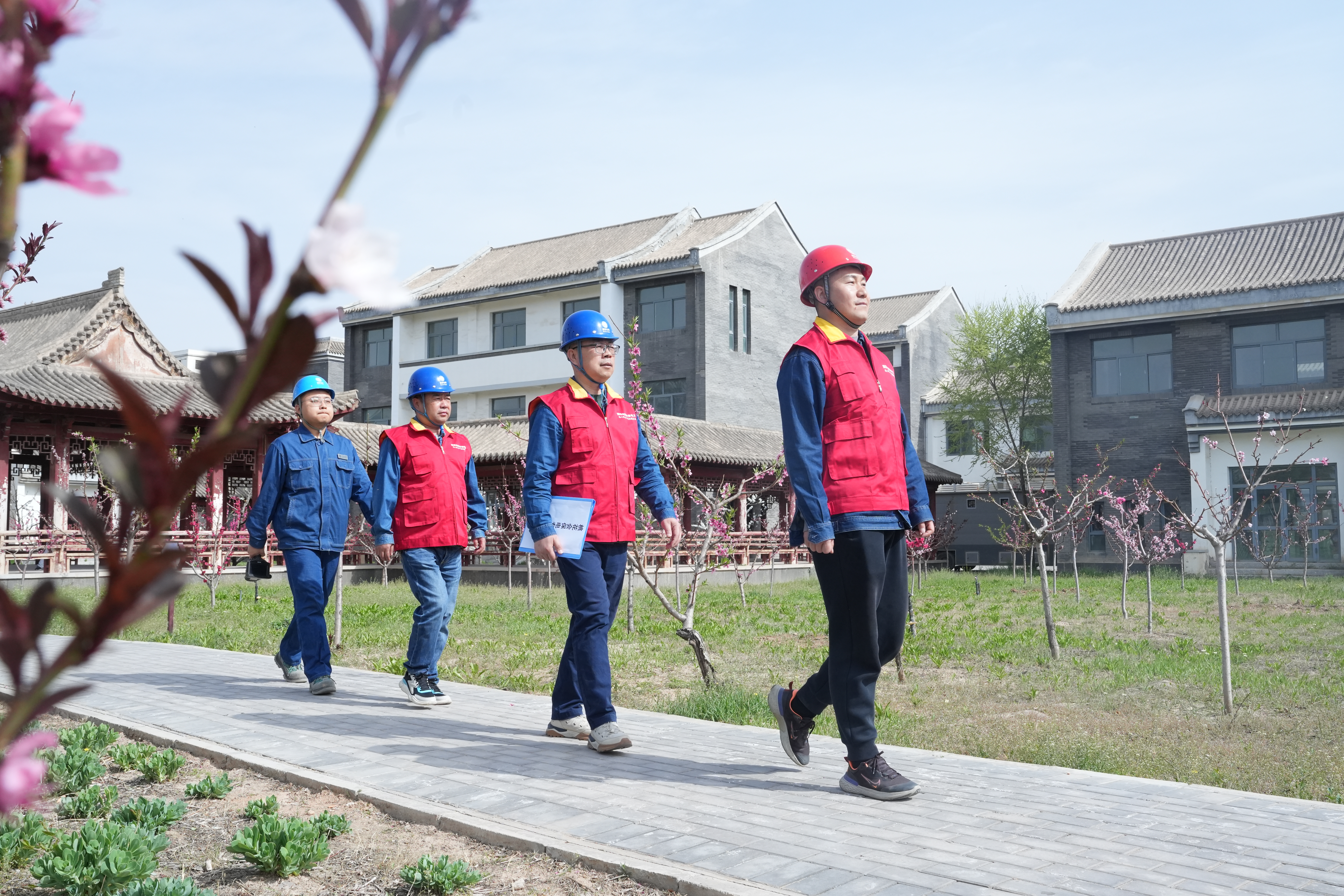 4月16日，國(guó)網(wǎng)甘肅電力（一心百合）<span id=